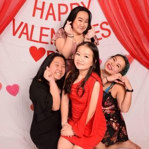 Meet your Posher, Gina